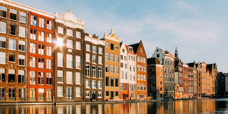 Ámsterdam sube el impuesto sobre la propiedad un 27% para 2025