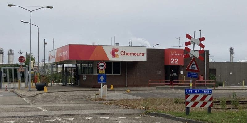 Redada en planta de Chemours en Dordrecht por sospechas de contaminación tóxica