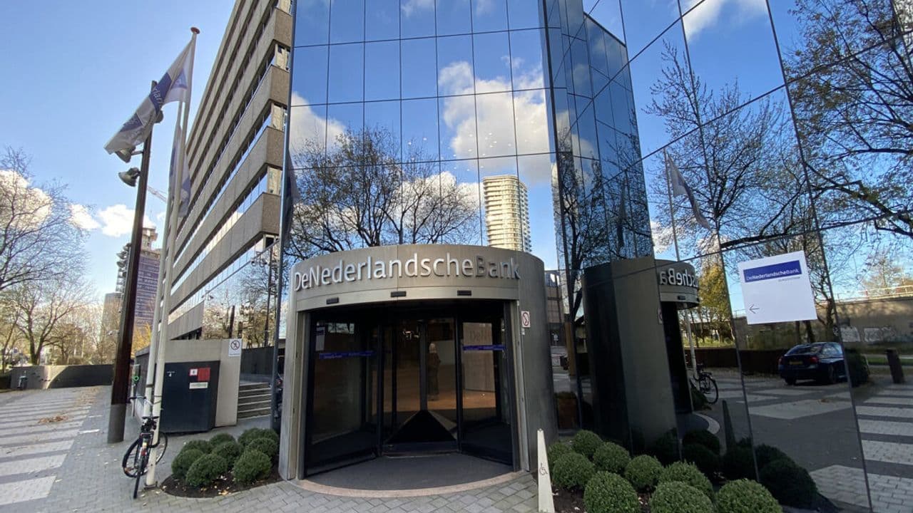 De Nederlandsche Bank NV