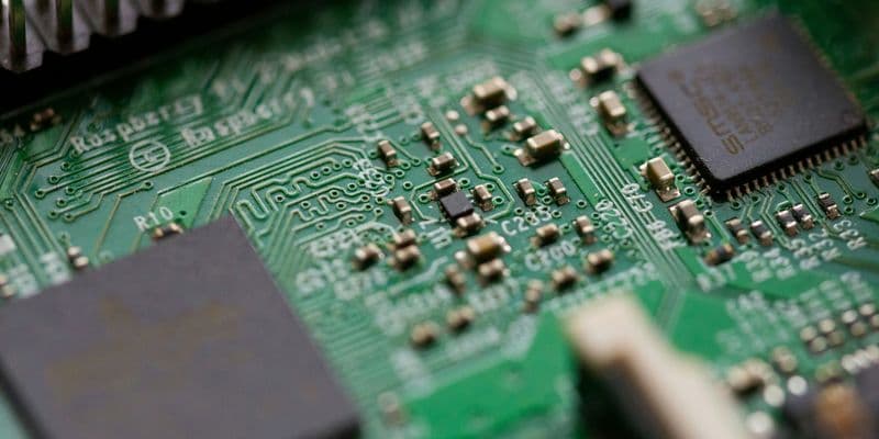Microchips holandeses siguen apareciendo en armas rusas