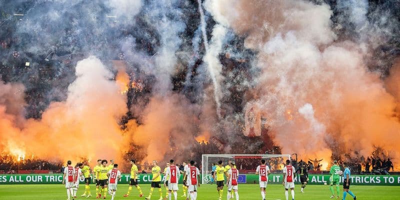 Empate táctico: PSV 1-1 Dortmund en la Liga de Campeones