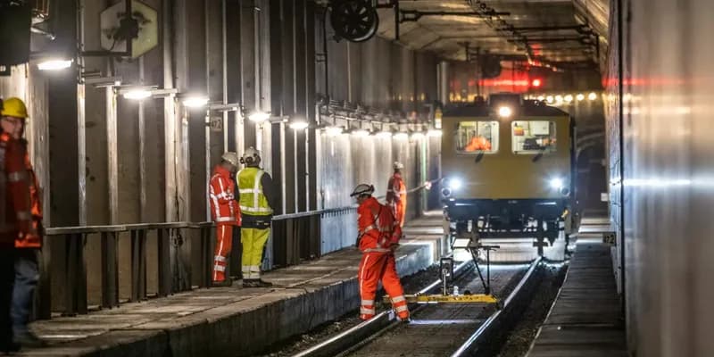 Tercer día sin trenes en el túnel Willemsspoor de Róterdam