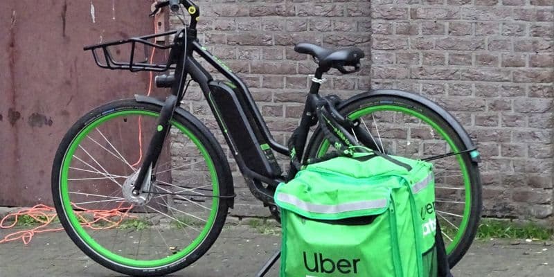 Uber Eats dejará de usar autónomos en Países Bajos: solo trabajadores temporales