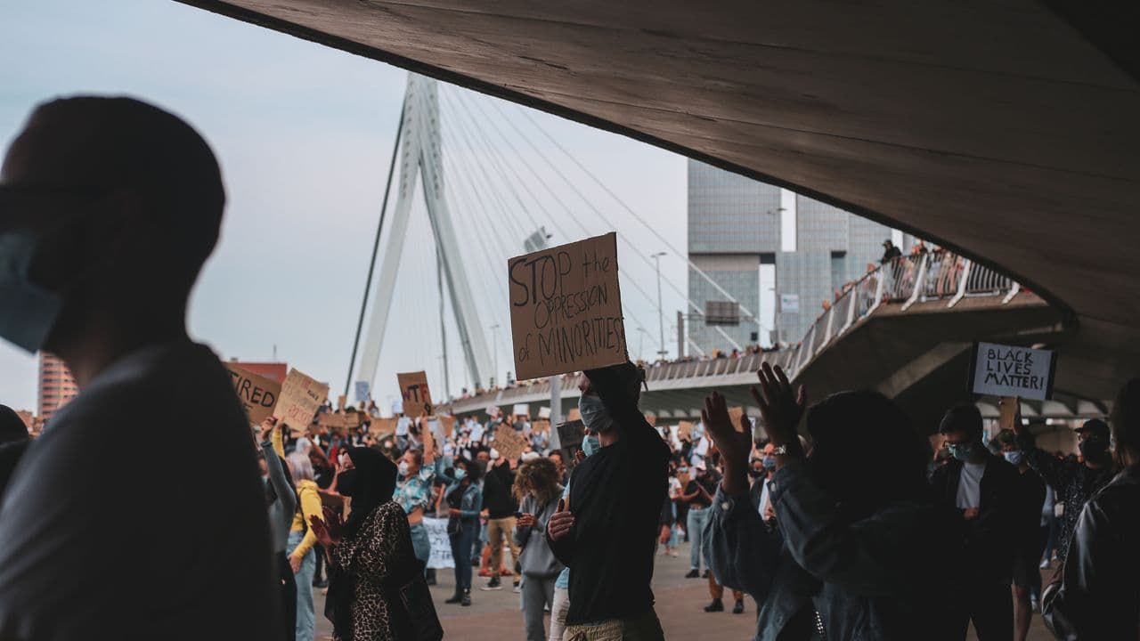 dyana-wing-so-NBwlVUk1R6c-unsplash