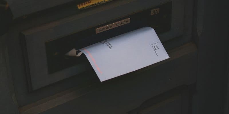 Carta en un buzón