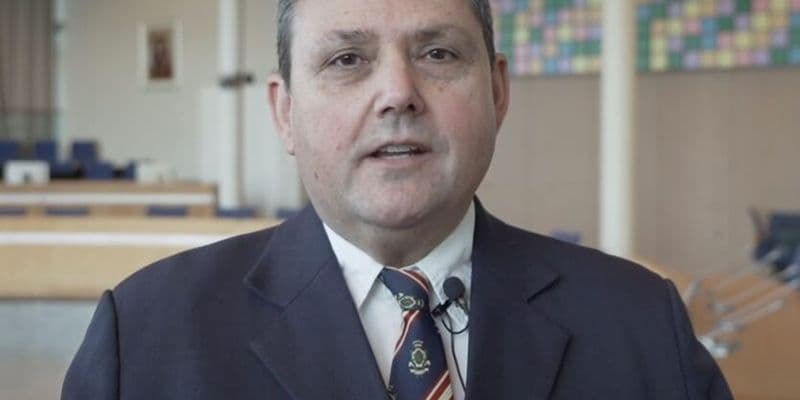 Chris Jansen del PVV mantiene su postura controversial sobre marroquíes