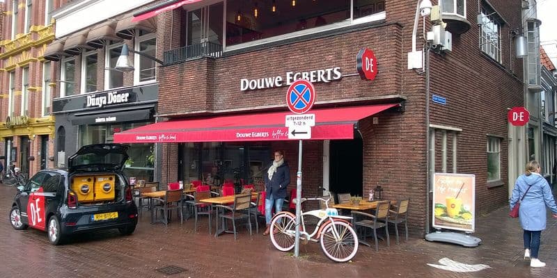 Douwe Egberts y Pickwick vuelven a los estantes de Albert Heijn