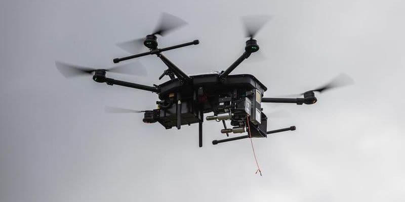 Drones paralizan vuelos en Eindhoven tras incidente en base militar