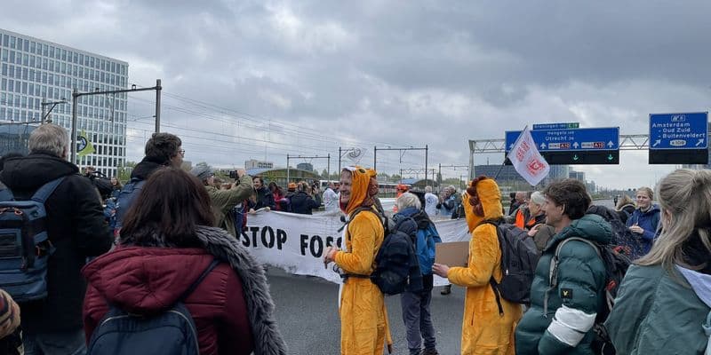 Extinction Rebellion Nederland protesta en Ámsterdam
