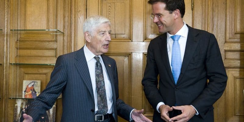 Mark Rutte en Dries van Agt - Foto de De minister-president en Wikimedia Commons