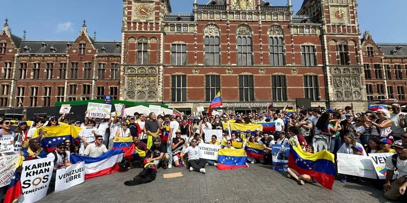 Venezolanos se manifiestan en Ámsterdam contra Maduro