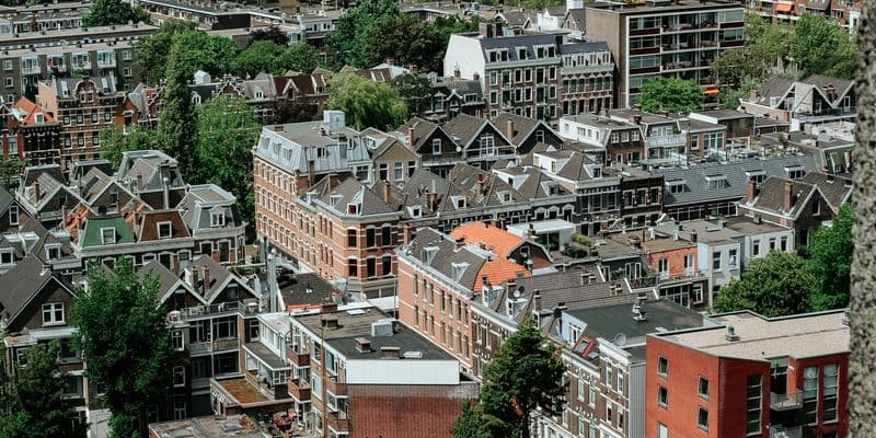 Róterdam lanza un plan para frenar los abusos en barrios vulnerables