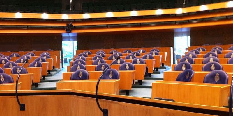 Más impuestos y menos apoyo familiar: planes de la Voorjaarsnota para 2025