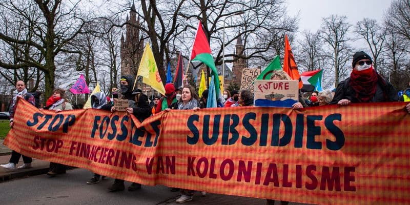 XR activistas en La Haya - Foto de Extinction Rebellion Nederland en Twitter