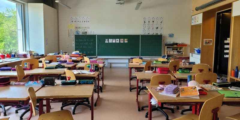 Escuelas primarias de Ámsterdam eliminarán al profesorado externo