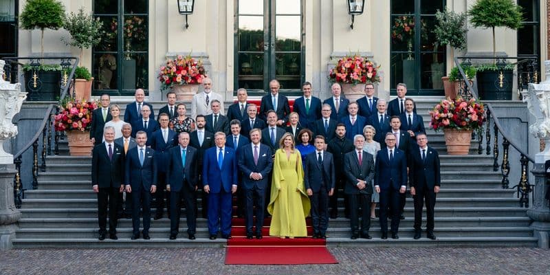 La cena real en La Haya abre la cumbre OTAN con mensajes directos