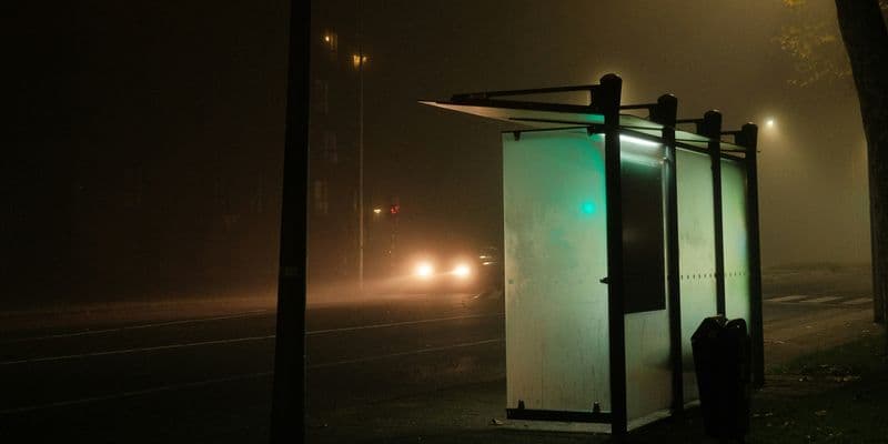 Parada de autobús en Hekelingseweg, Spijkenisse, Países Bajos